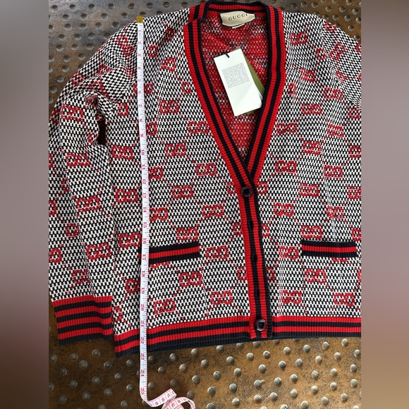 Gucci Ivory, Blue, and Red Wool Cardigan with GG Pattern NEW WITH TAGS - Picture 8 of 9